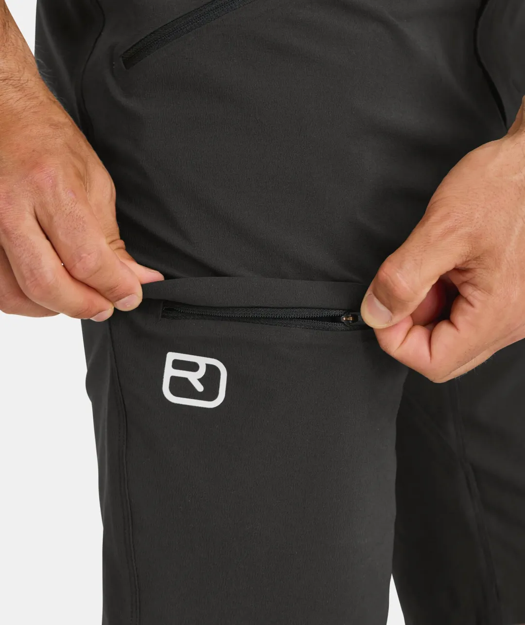 Discount ORTOVOX BRENTA SHORTS M darkarcticgrey