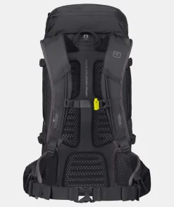Shop ORTOVOX TRAVERSE 40 blackraven