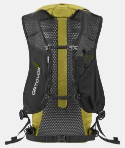 Shop ORTOVOX TRAVERSE LIGHT 15 dirtydaisy