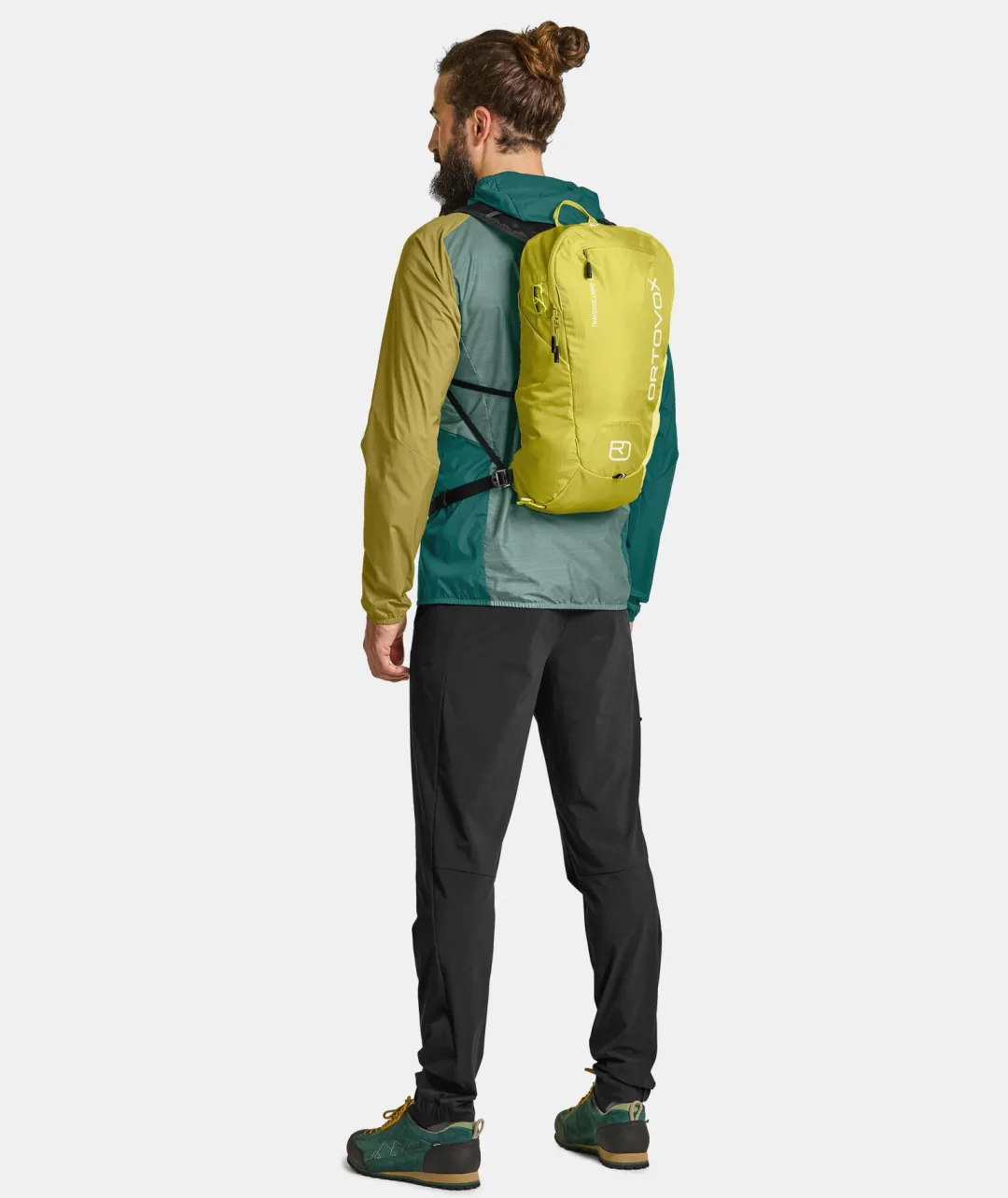 Shop ORTOVOX TRAVERSE LIGHT 15 dirtydaisy